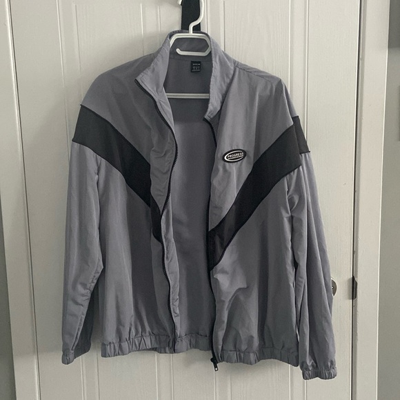 🩻 GREY WINDBREAKER - Picture 2 of 6